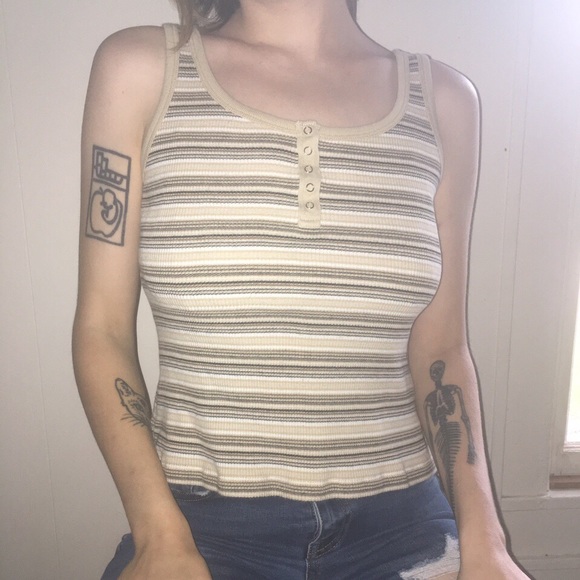 Shades of Nude cropped snap-front Tank Top - Picture 1 of 4
